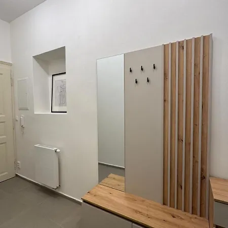 Perlova Apartment *